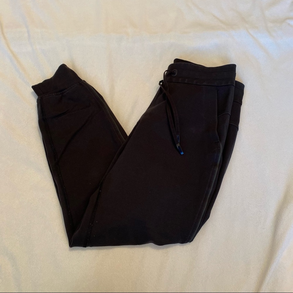 Lululemon joggers